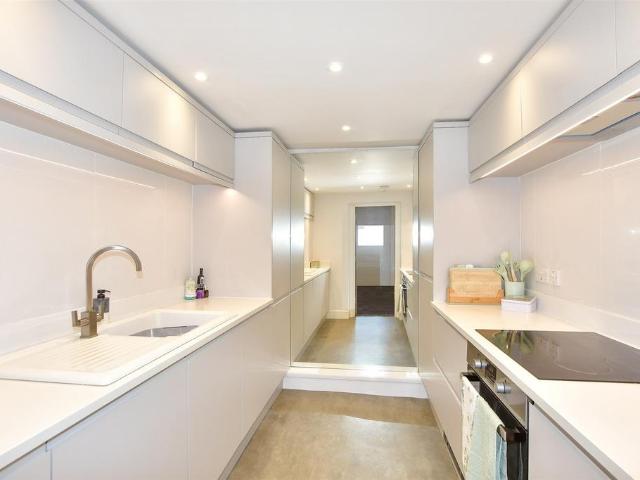 Flat for sale in Luton, Chatham
