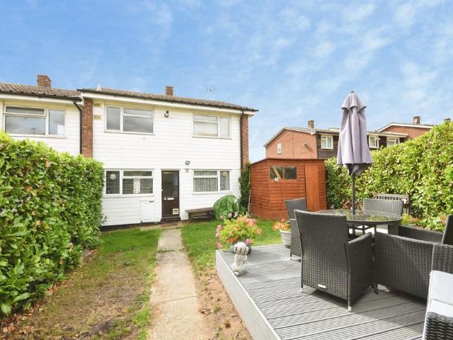 Flat for sale in Galleywood, Chelmsford