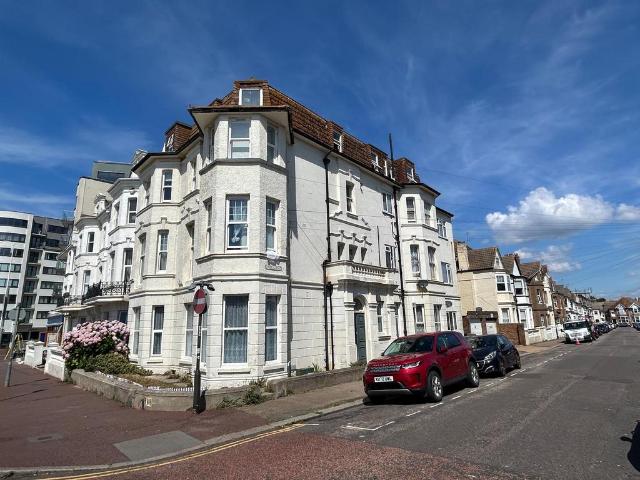 Flat for sale in Central, Heathlands
