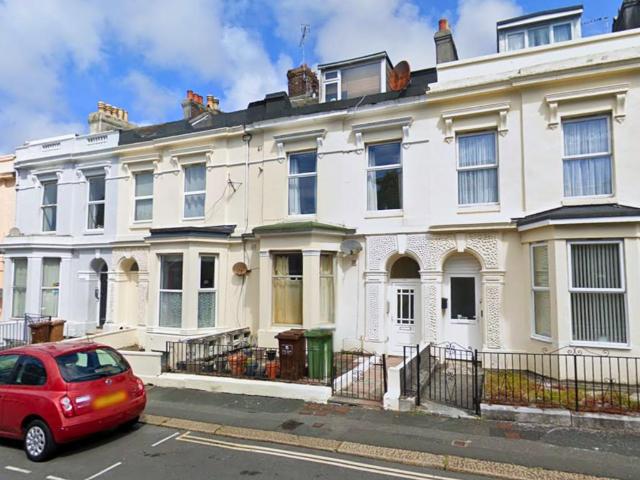 Flat for sale in Pennycomequick, Mount Wise