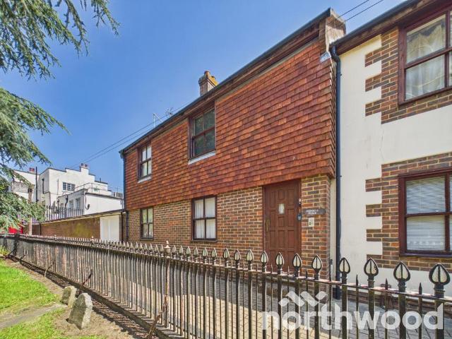 Flat for sale in South Ashford, Bridgefield