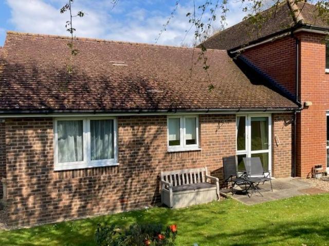 Flat for sale in Horsham, West Sussex