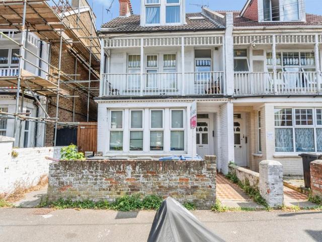 Flat for sale in Clapham, West Sussex