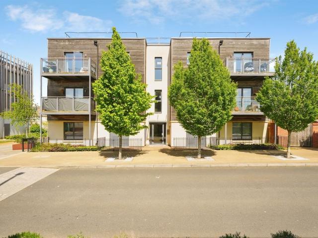 Flat for sale in Elmsbrook, Evershot