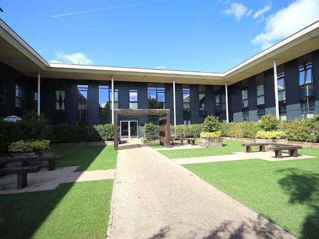 Flat for sale in North Town, Maidenhead