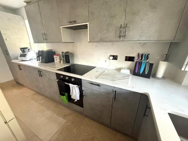 Flat for sale in Peterborough