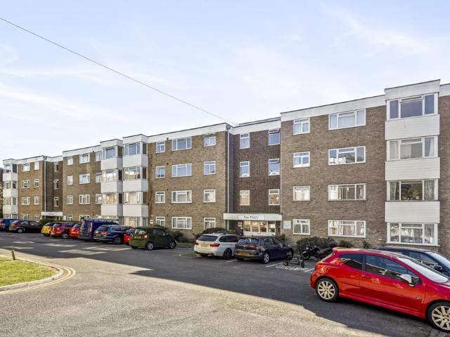 Flat for sale in Westdene, Brighton & Hove