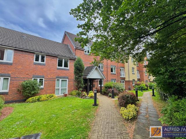 Flat for sale in East Boldon, Tyne And Wear