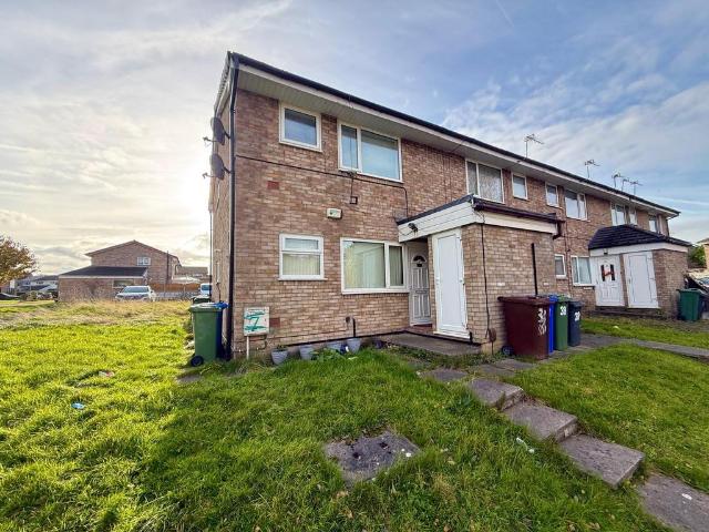 Flat for sale in Denton, Tameside