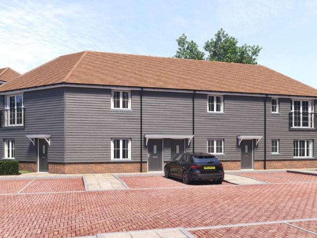 Flat for sale in Red Hill, Surrey