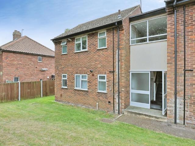 Flat for sale in New Catton, East Bank