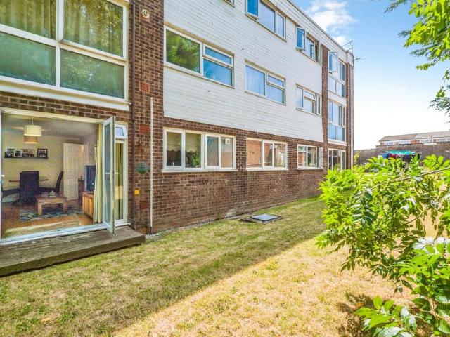 Flat for sale in Falcon Lodge, Wales