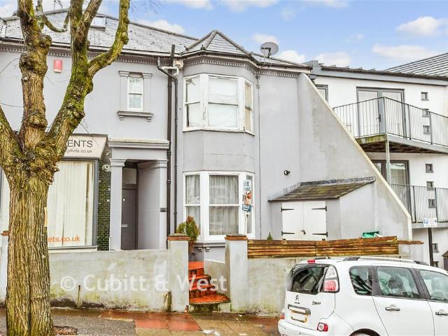 Flat for sale in Hollingdean, Brighton & Hove