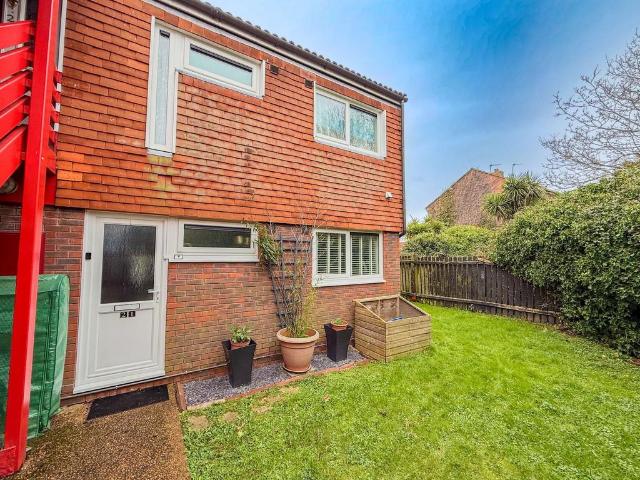 Flat for sale in Hamlands, Eastbourne