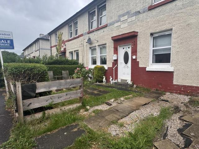 Flat for sale in Hamilton, Scotland