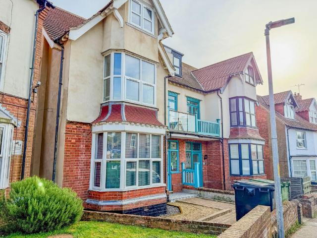 Flat for sale in Comers, Norfolk