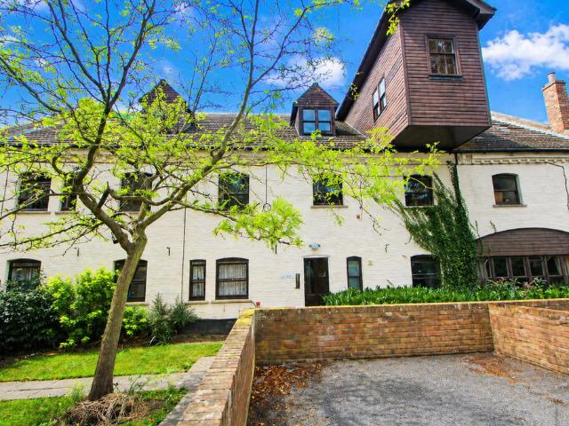 Flat for sale in Fordham Heath, Essex