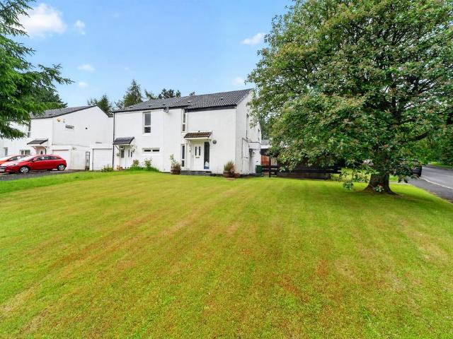Flat for sale in St Leonards, Barassie