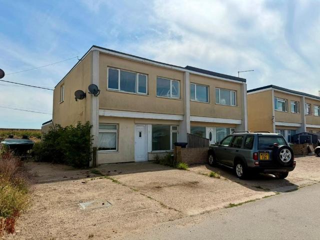 Flat for sale in Dale Hill, Essex