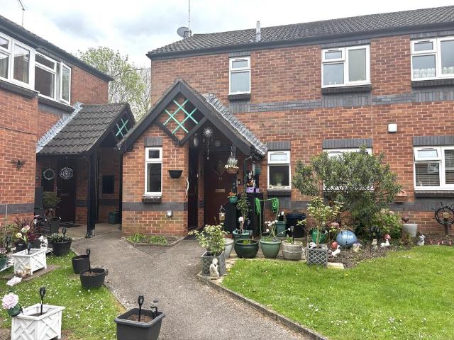 Flat for sale in Hazel Grove, Greater Manchester