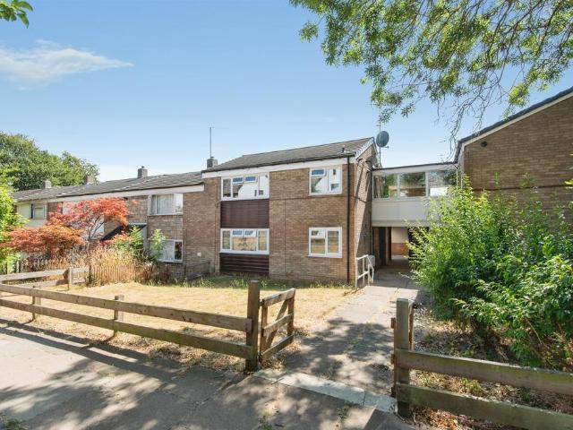 Flat for sale in Shephall, Hertfordshire
