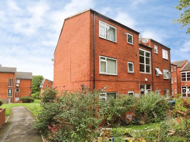 Flat for sale in Jennyfield, Harrogate