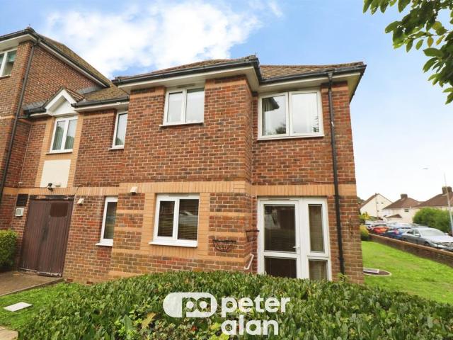 Flat for sale in Coryton, Cardiff