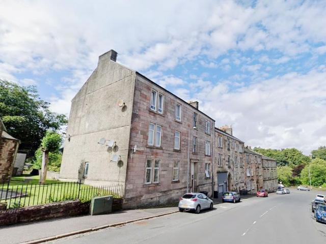 Flat for sale in Greenock, Central Flat for sale in Greenock, Central