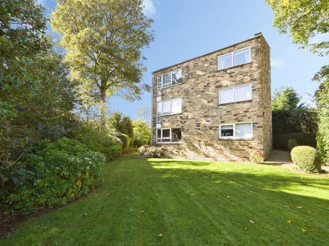 Flat for sale in Cuddy Hill, Leeds