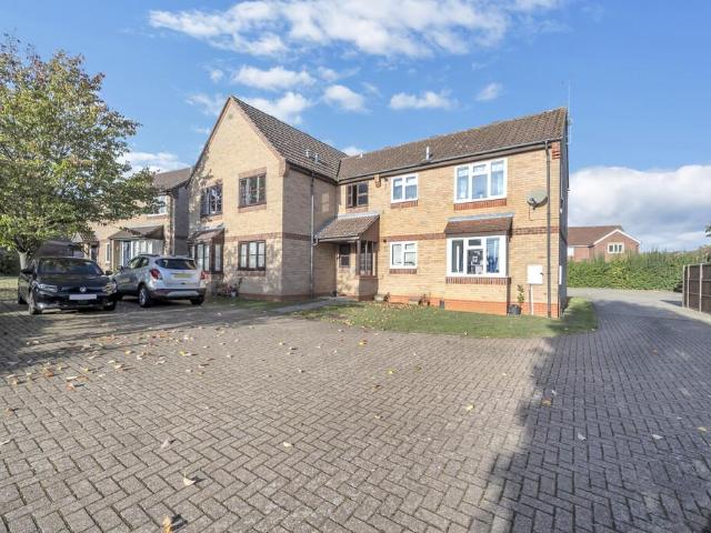Flat for sale in Moreton Hall, West Suffolk