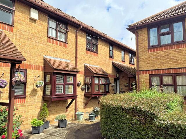 Flat for sale in Fareham, Hampshire