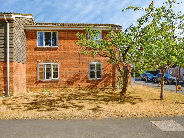 Flat for sale in Hemel Hempstead, Dacorum