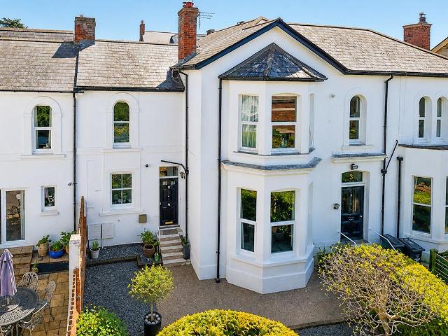 Flat for sale in Budlake, Devon