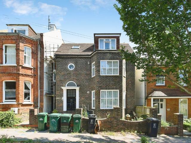 Flat for sale in Queen's Park, Brighton & Hove