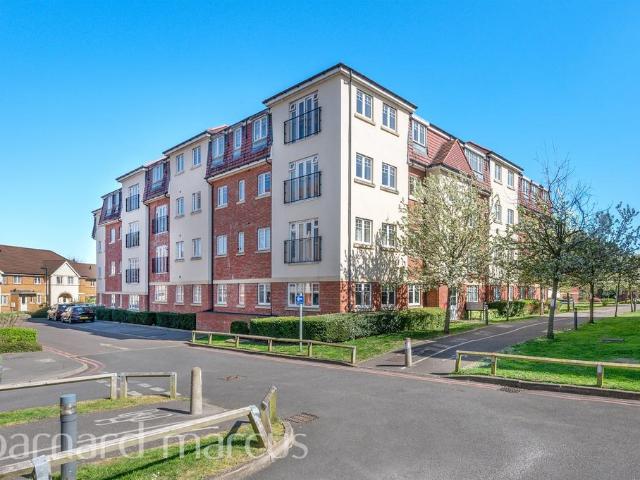 Flat for sale in London Borough of Merton, Greater London