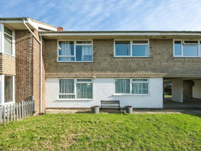 Flat for sale in Nyetimber, Arun