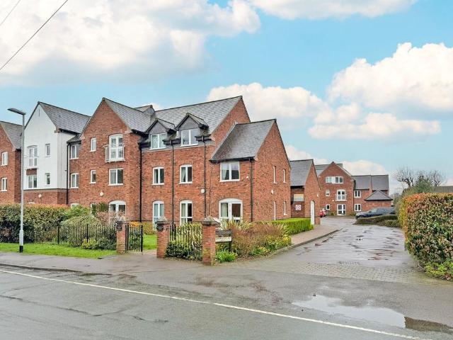 Flat for sale in Great Chatwell, Staffordshire