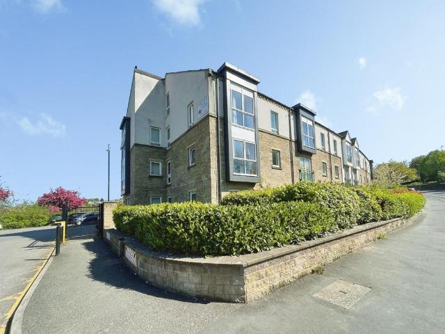 Flat for sale in Undercliffe, West Yorkshire