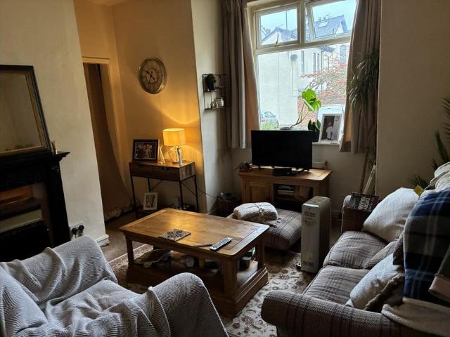 Flat for sale in Meols Cop, Southport