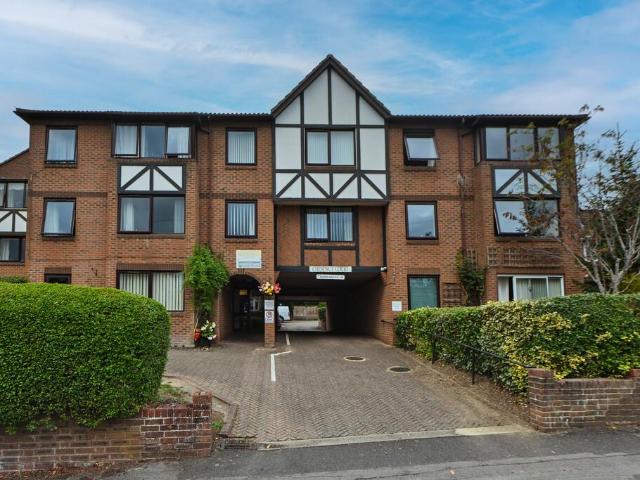 Flat for sale in Portswood, City Of Southampton