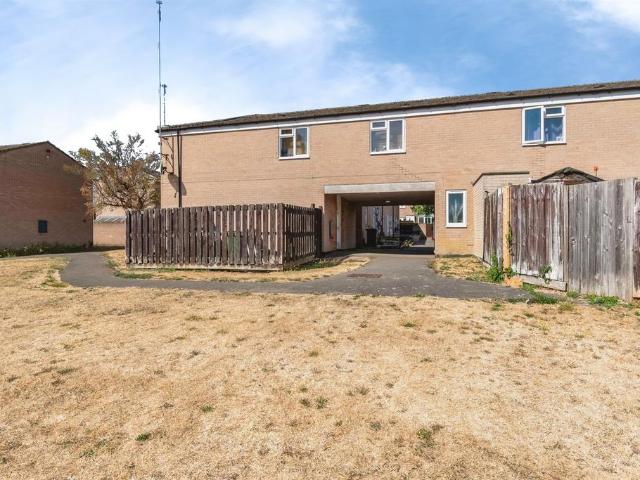 Flat for sale in Patterdown, Chippenham