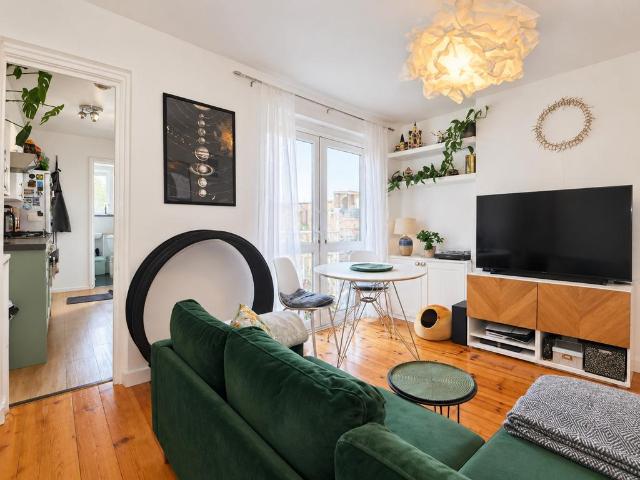 Flat for sale in Speedwell, Bristol