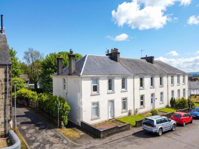 Flat for sale in Beith, Scotland