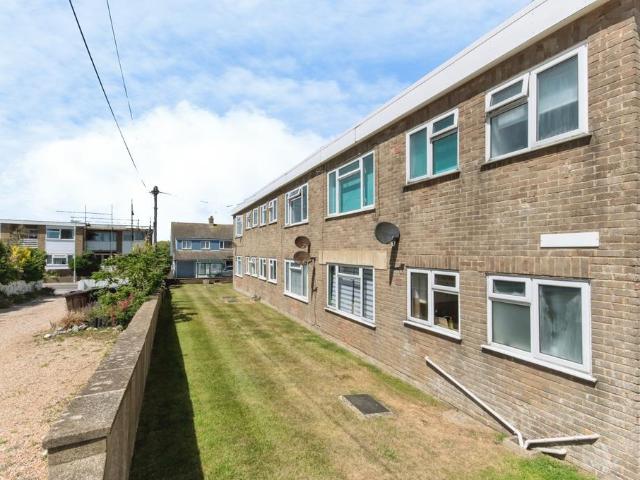 Flat for sale in Cross In Hand, East Sussex