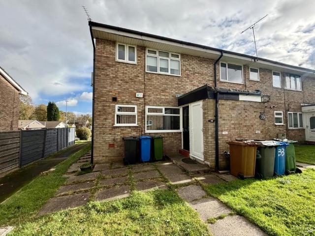 Flat for sale in Denton, Tameside