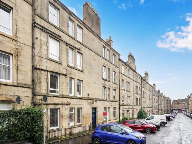 Flat for sale in Tynecastle, Gorgie