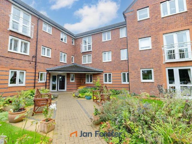 Flat for sale in Coxlodge, Newcastle Upon Tyne