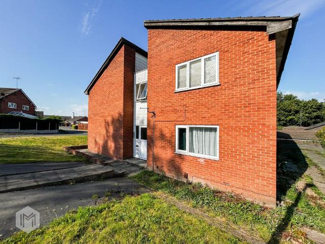 Flat for sale in Clayton Brook, Andertons Mill