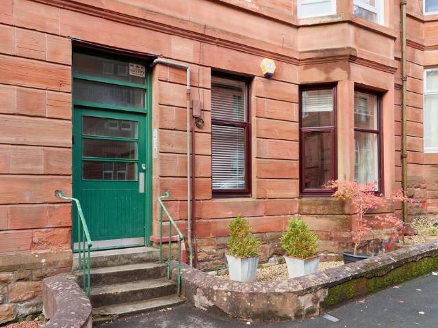 Flat for sale in Castlehead, Paisley