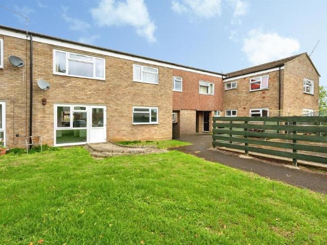 Flat for sale in Patterdown, Chippenham